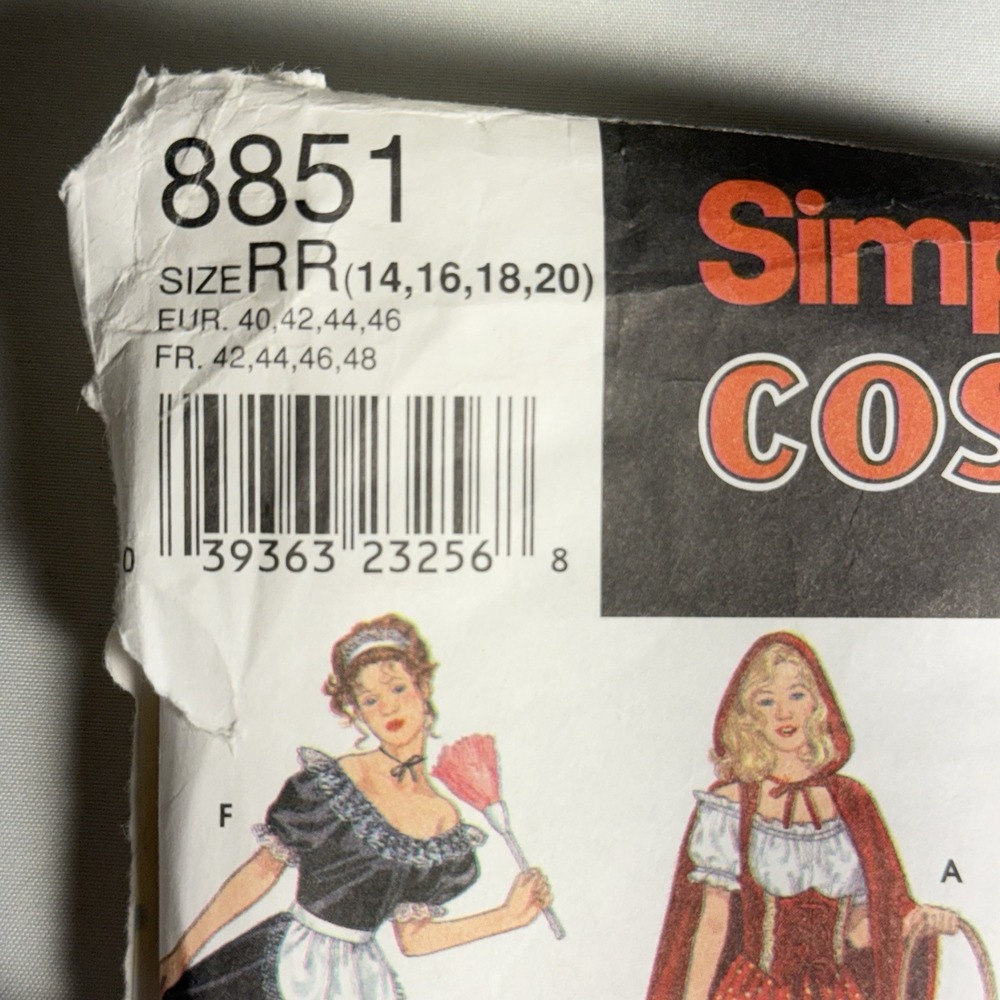 Vintage Costume Sewing Patterns Lot of 4 Various Costumes & Sizes Halloween - Picture 10 of 10